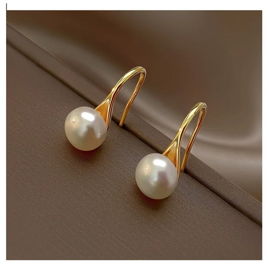 Natural Freshwater Pearl 14K Gold Filled Ladies Stud Earrings