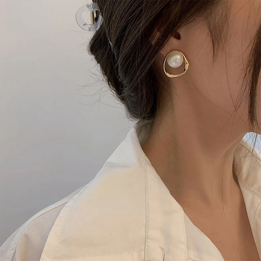 Elegant Gold Round Pearl Stud Earrings for Women