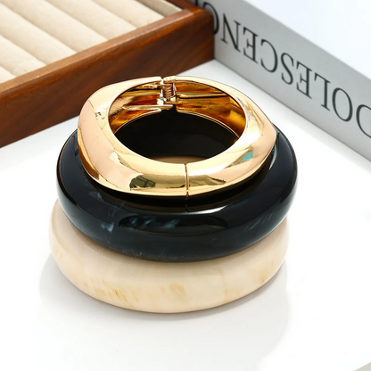 Elegant Vintage Irregular Resin Cuff Bracelet
