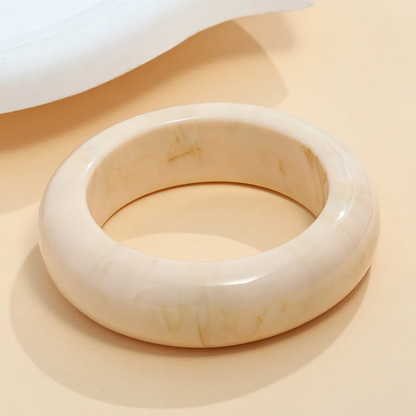 Elegant Vintage Irregular Resin Cuff Bracelet