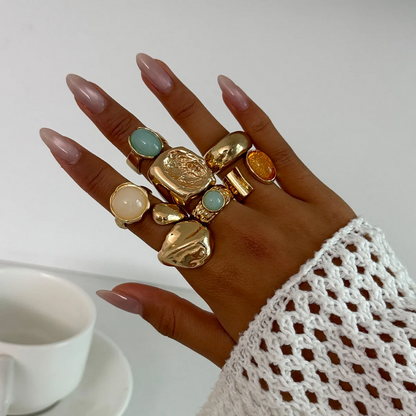 7 Pieces Set Vintage Gold Inlay Rhinestone Rings for Women