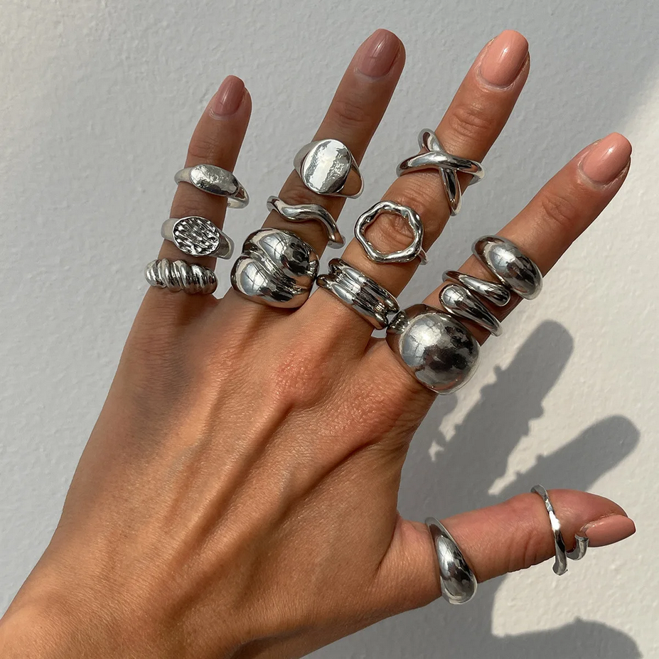 Stylish 14Pcs Vintage Gold and Silver Rings Set