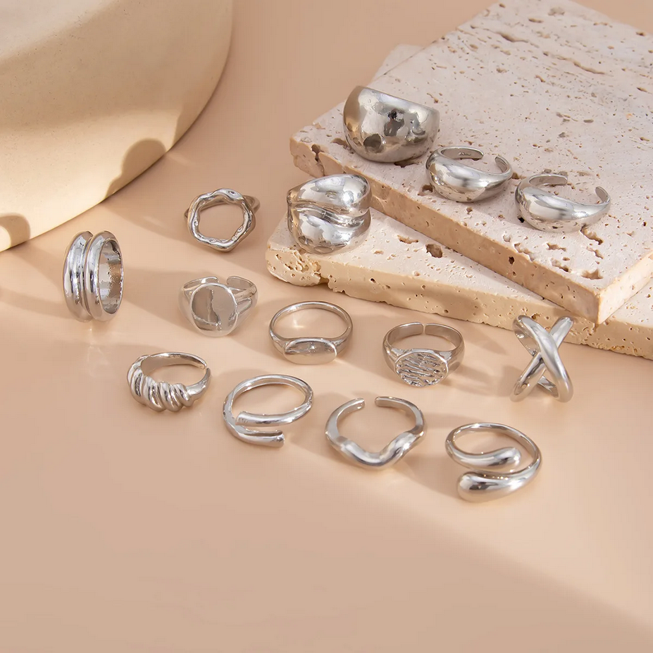 Stylish 14Pcs Vintage Gold and Silver Rings Set