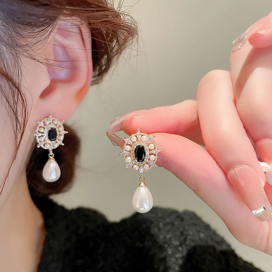 Classic Vintage Black Pearl Earrings