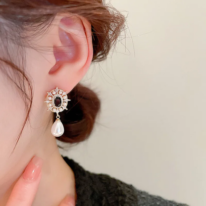 Classic Vintage Black Pearl Earrings