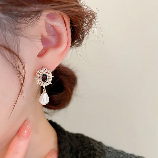 Classic Vintage Black Pearl Earrings