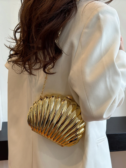 Women’s Shell Design Shoulder Bag Elegant Clutch with Chain Strap