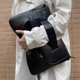 Luxury Crocodile Embossed PU Leather Shoulder Bag