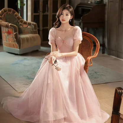 Luxurious Pink Evening Dress Elegant Women’s Formal Gown
