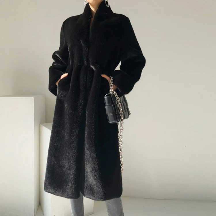 Elegant Women’s Long Black Luxury Faux Fur Coat