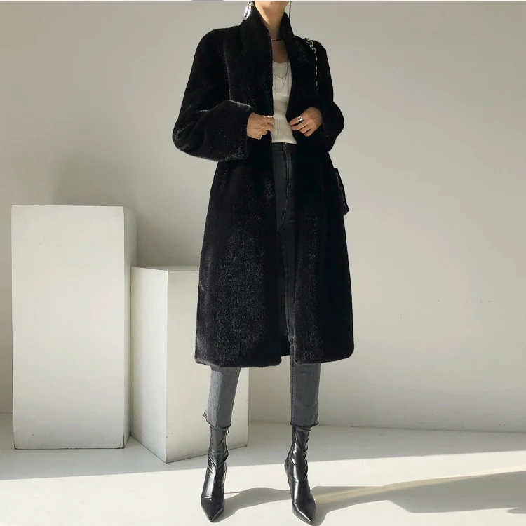 Elegant Women’s Long Black Luxury Faux Fur Coat
