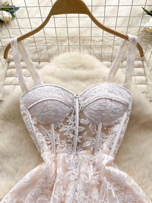 Elegant Embroidery Lace Strap Party Dress