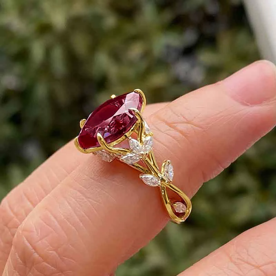 Chic Gold Marquise Cut Zirconia Ring