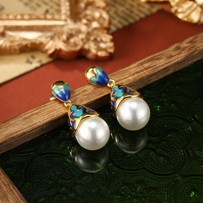 Beautiful Simulated Pearl Drop Earrings