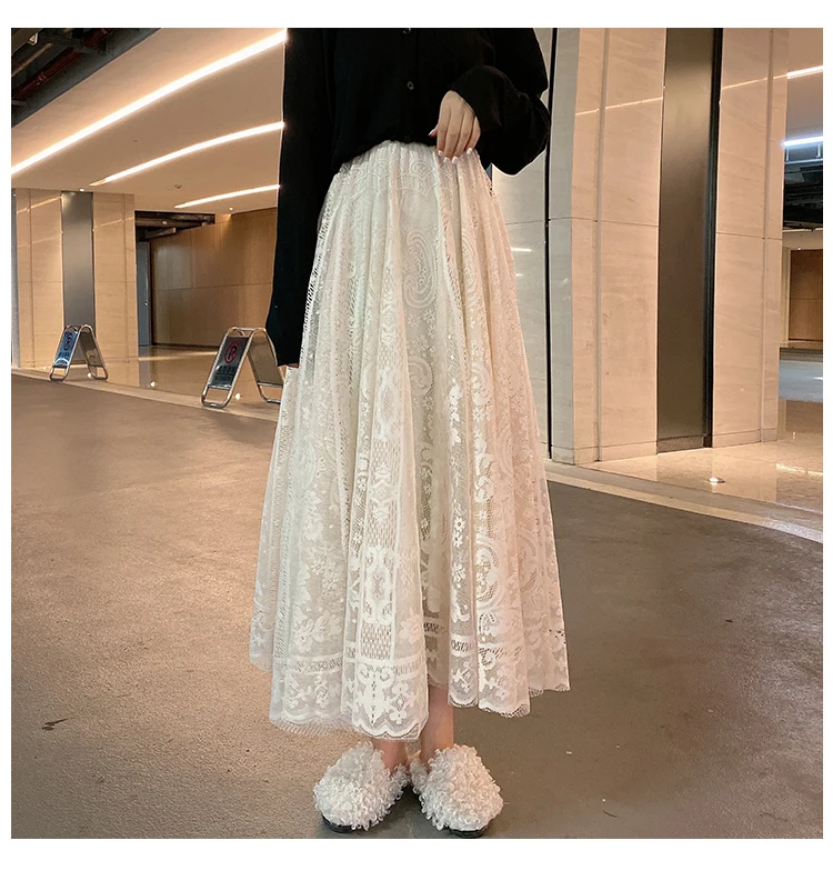 Women’s Black and Apricot High Waist Lace Skirt