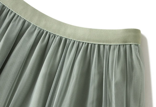 Flowy & Chic Elegant Women’s Maxi Tulle Skirt