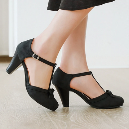 Women’s Summer Fashion Strap Pumps