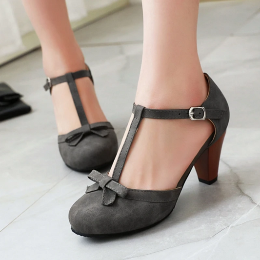 Women’s Summer Fashion Strap Pumps