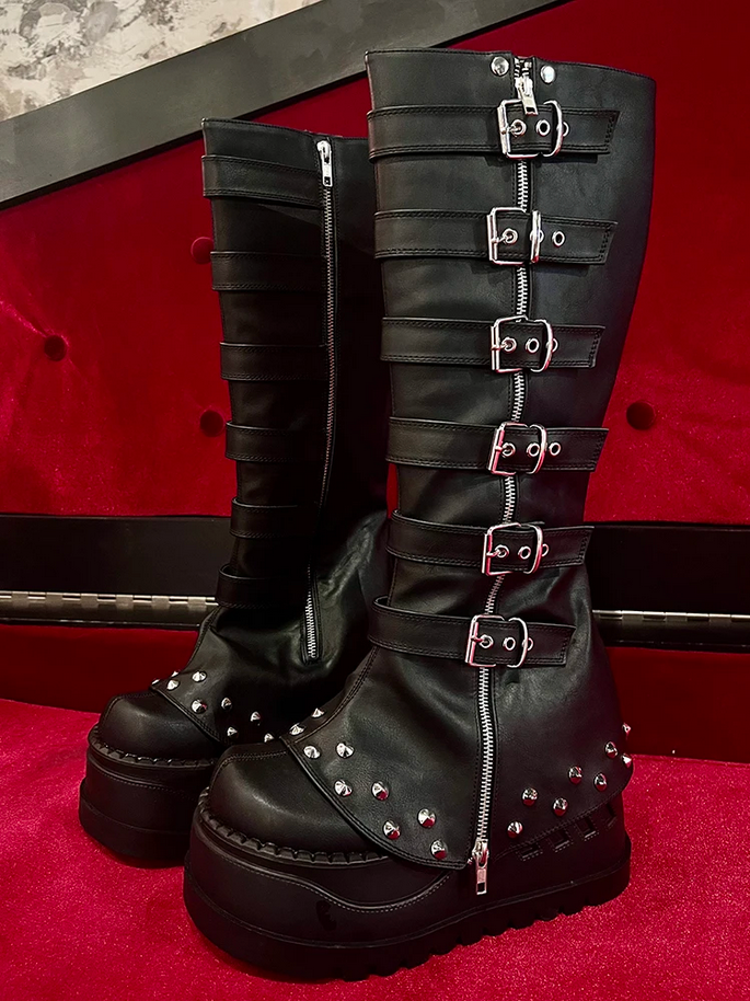Black Goth Platform Boots for Women Chunky Punk Style Fashion Footwear