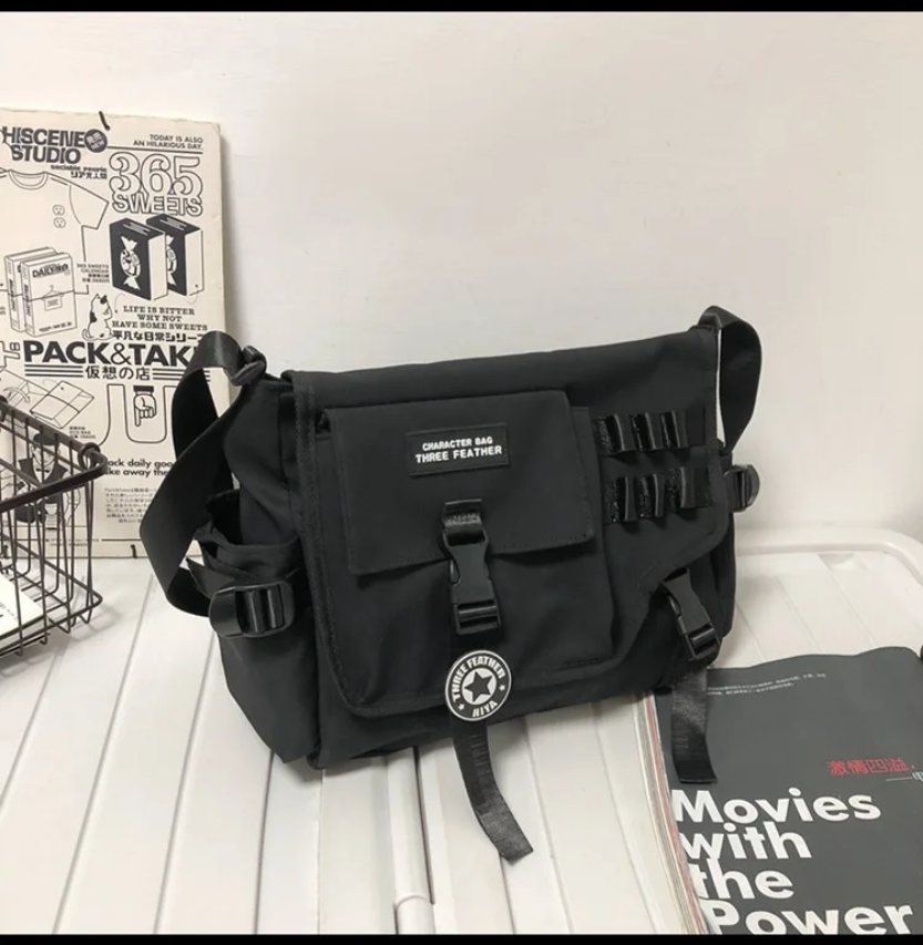 Unisex Canvas Crossbody Bags Casual Messenger Bag for Men & Women