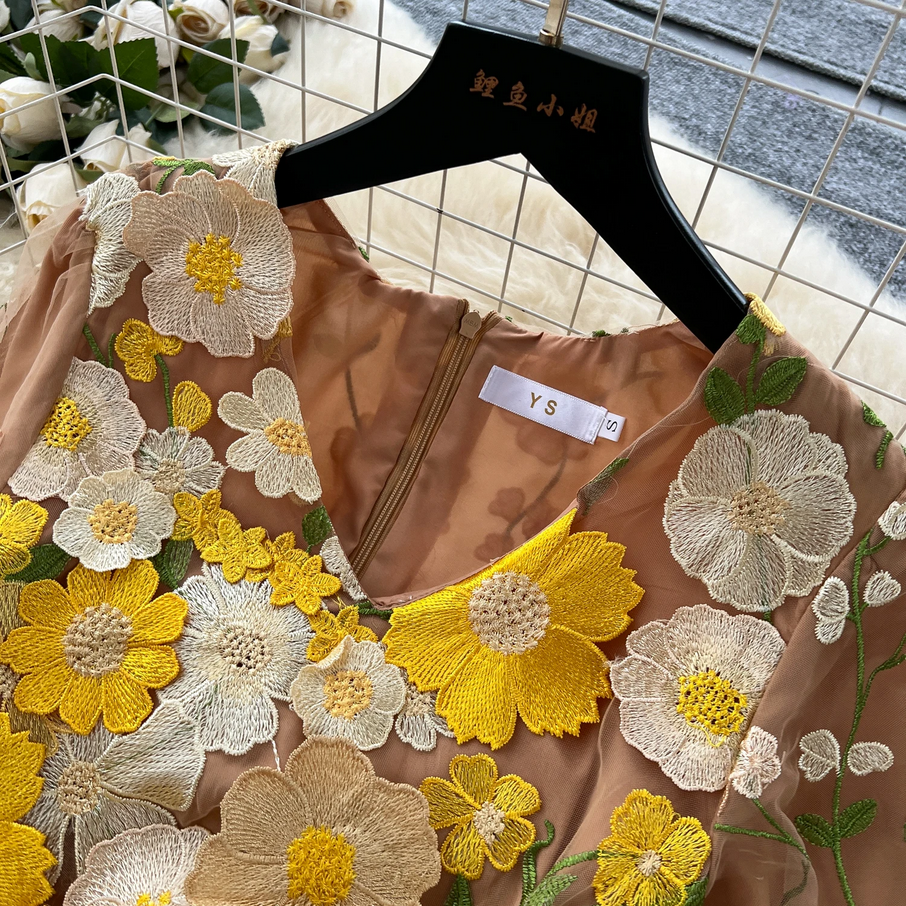 Elegant Lace 3D Floral Mesh Maxi