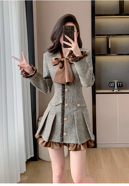 Sophisticated Tweed Dress with Satin Bow Collar
