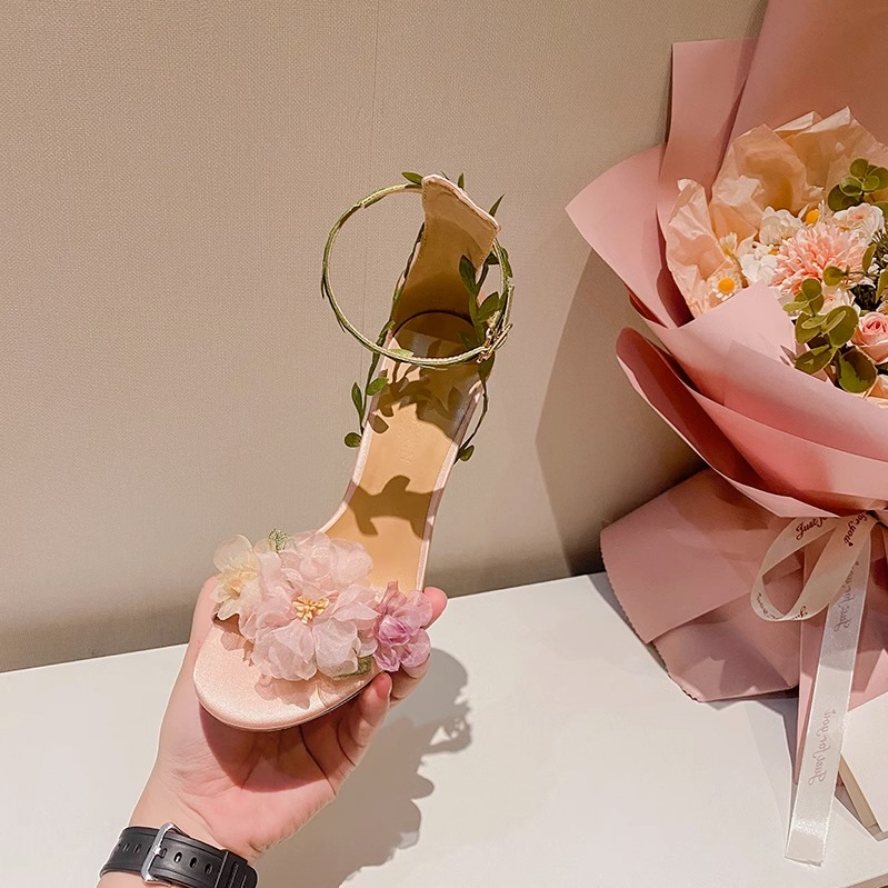 Secret Garden Heels with Floral & Leaf Vine Details