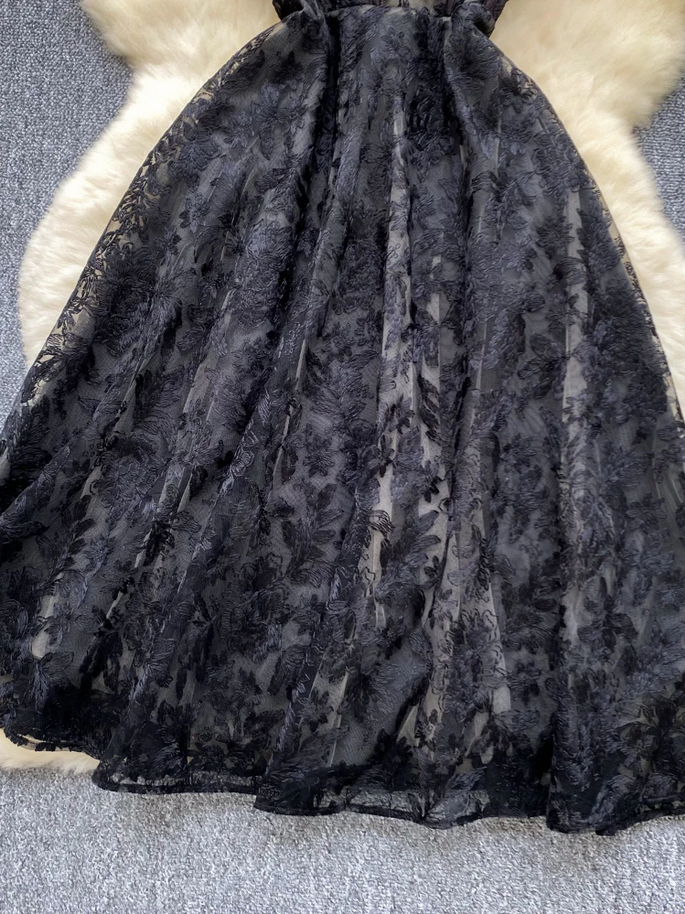 Elegant Embroidery Lace Strap Party Dress